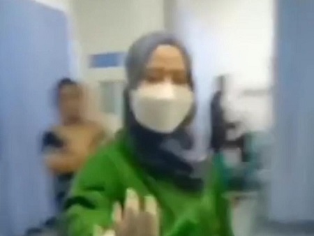 Tangkapan layar video viral pasien ngaku dicuekin RS di Bengkalis (Istimewa)

