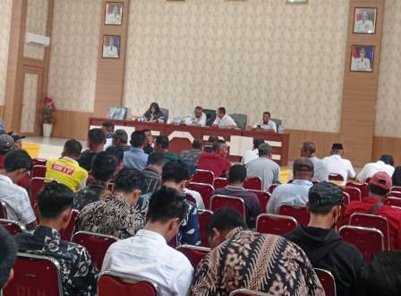 DLH Rohil gelar rapat persiapan penilaian Adipura 2024.(foto: afrizal/halloriau.com)