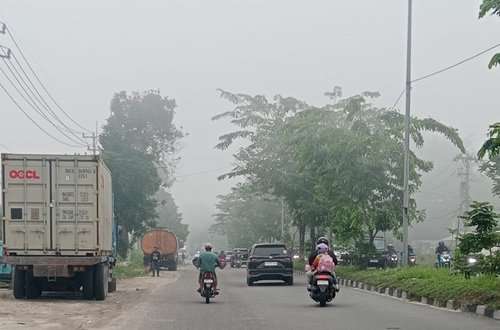 Ilustrasi kabut asap masih selimuti Pekanbaru (foto/int)