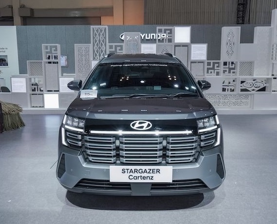 Hyundai STARGAZER Cartenz Resmi Meluncur! MPV Keluarga Modern Mulai Rp 200 Jutaan!