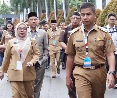 Bupati Kampar Ahmad Yuzar bersama Wakil Bupati Misharti menghadiri Rakornas Pemerintah Pusat dan Daerah Tahun 2026 yang digelar di SICC, Bogor, Senin (2/2/2026).