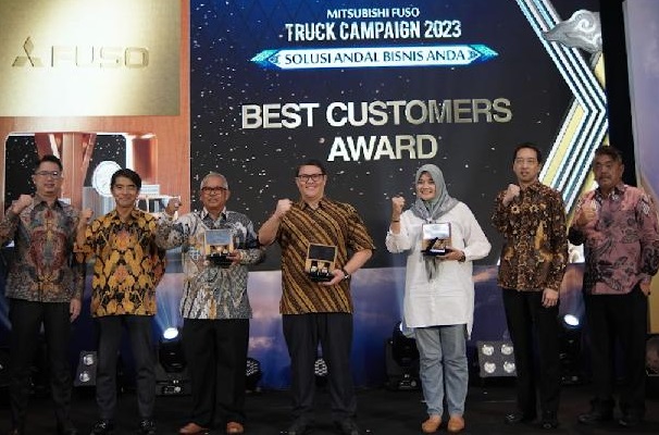 FUSO Truck Campaign 2023 Best Customers Award. (Foto: KTB)