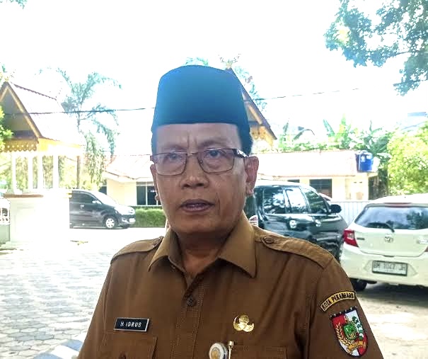 Kepala Dinas Sosial Kota Pekanbaru, Dr Idrus (foto/int)