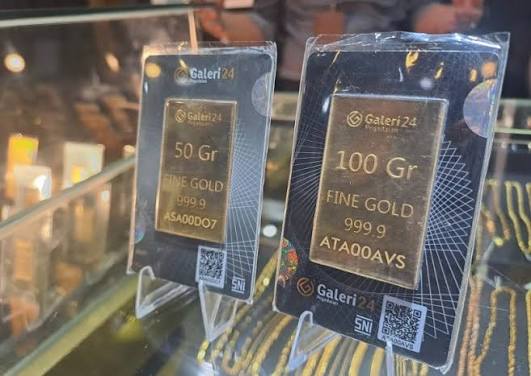 Harga 1 gram emas Pegadaian Pekanbaru masih di bawah Rp3 juta (foto/riki)