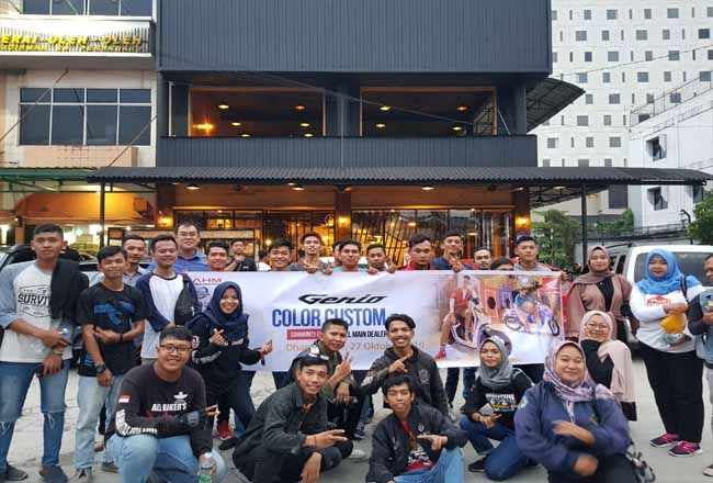 CDN Bersama Komunitas Honda Gelar Genio Colour Custom
