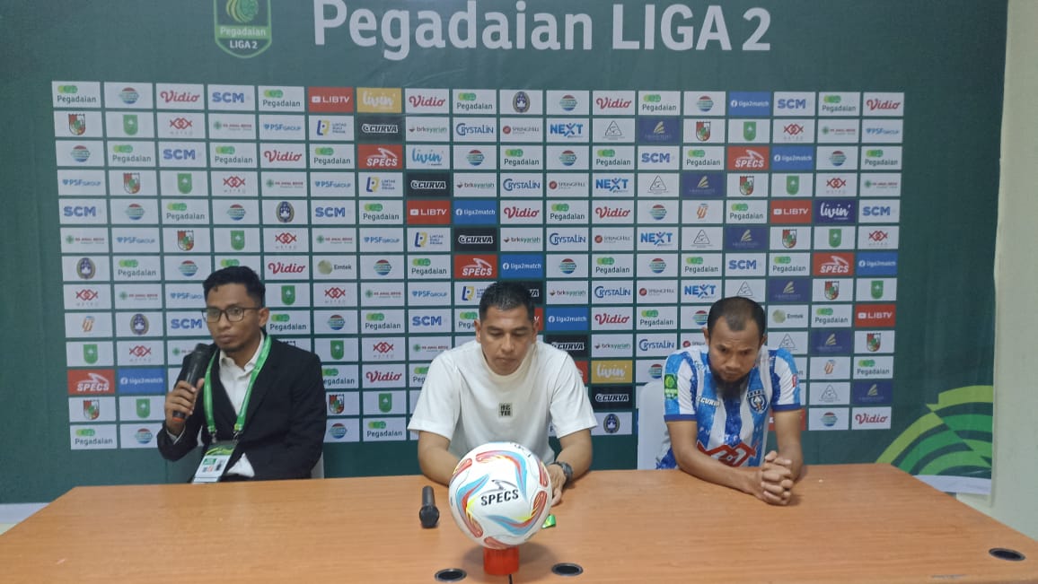 Pelatih Kepala PSPS Riau Jan Saragih menargetkan poin penuh saat hadapi Sriwijaya FC (foto/rahmat)