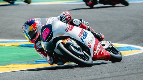 Pebalap Honda Team Asia dari Indonesia, Veda Ega di kelas Moto3 2026 Prancis.(foto: int)
