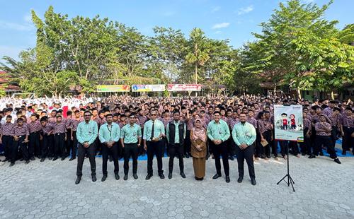 BRK Syariah menyosialisasikan program KEJAR di SMPN 26 Pekanbaru.(foto: sri/halloriau.com)