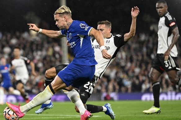 Chelsea berhasil mengalahkan Fulham 2-0 dalam lanjutan Liga Inggris