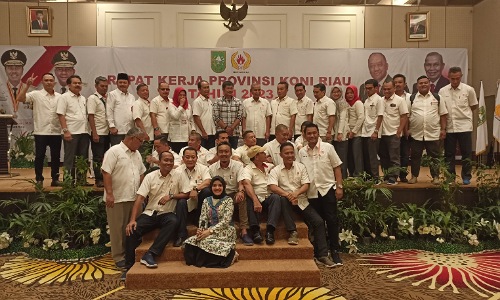 Para penngurus KONI Riau usai Raker 2023.(foto: rahmat/halloriau.com)