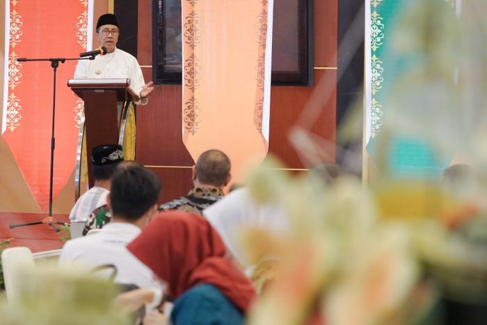 Gubernur Riau Syamsuar saat membuka Riau Art Culture and Day.(foto: mcr)