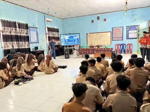 EMP Bentu memberikan pembekalan Praktik Kerja Lapangan (PKL) kepada 47 siswa SMKS Manbaul Ma