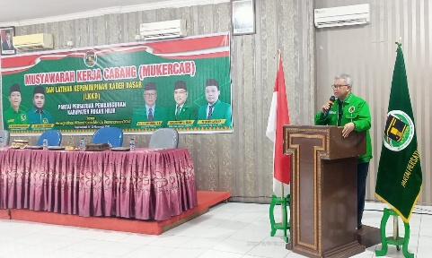 Ketua Dewan Pimpinan Wilayah (DPW) Drs H Syamsurizal (foto/Zal)