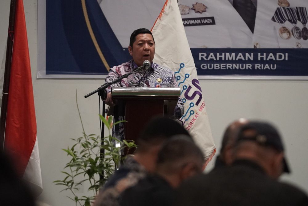 Zulkifli Syukur, Asisten I Setdaprov Riau (foto/int)