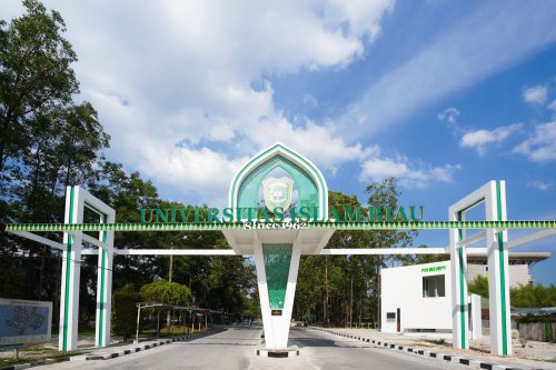 Universitas Islam Riau (UIR).