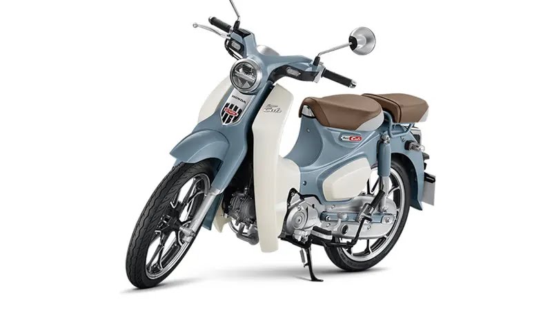 Honda Super Cub C125 dengan warna pearl cadet gray.(foto: liputan6.com)