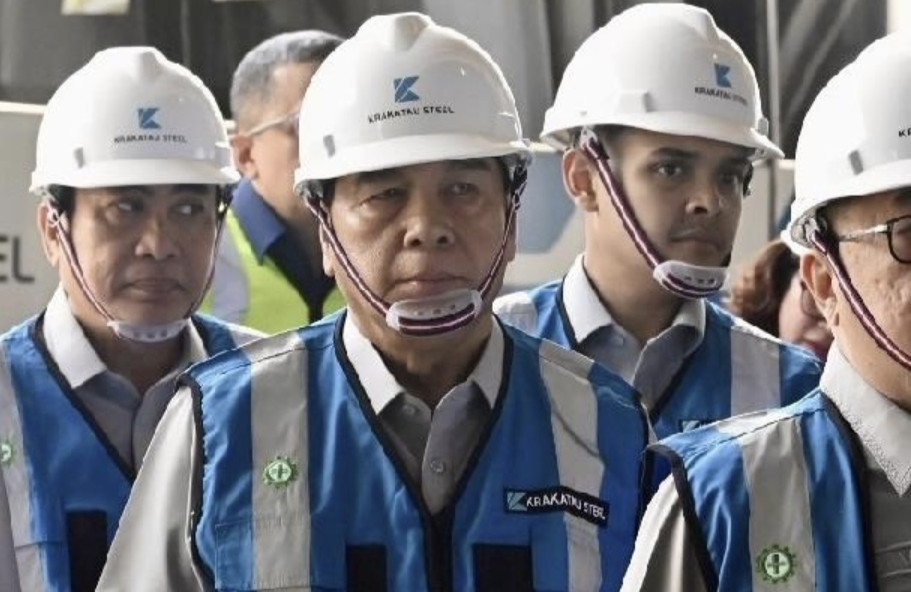 Anggota DPR RI Dapil Riau, Achmad saat Kunker Spesifik Komisi VI di kawasan industri baja Krakatau Steel, Kota Cilegon (foto/ist)