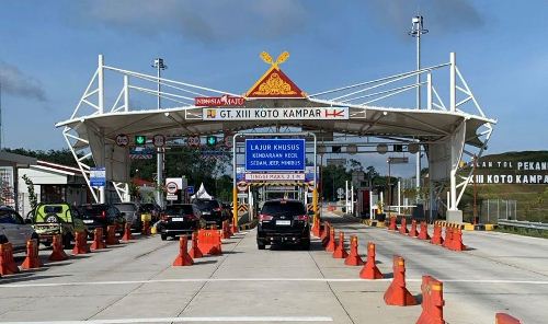 Tarif Tol XIII Koto Kampar segera naik.(foto: rivo/halloriau.com)