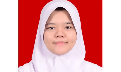 Mahasiswi Semester I UMM, Niken Corina Olga.(foto: istimewa)