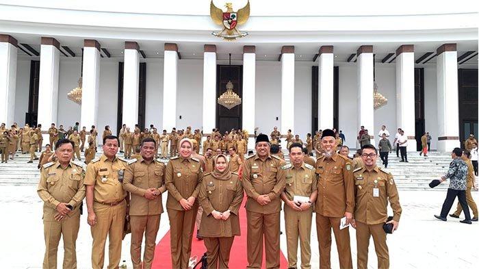 Sejumlah Bupati/Walikota se-Riau hadiri Rakor bersama Jokowi di IKN.(foto: tribunpekanbaru.com)