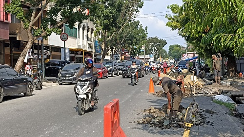 Ilustrasi galian PDAM Pekanbaru dikeluhkan warga (foto/int)