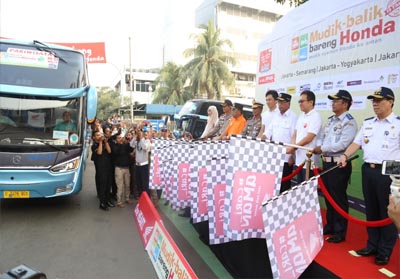 AHM Berangkatkan Mudik 2.625 Konsumen Setia Honda