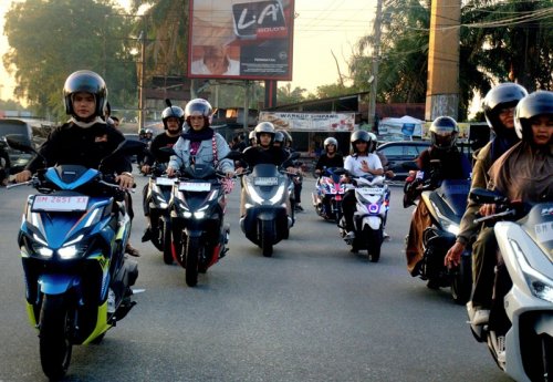 Rolling City, Vario Evo 160 Night Ride.