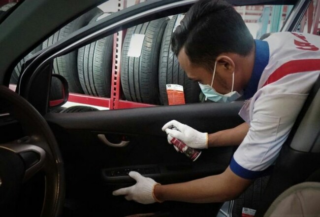 Rajin Bersihkan Kabin Mobil untuk Cegah Penyebaran Virus Corona
