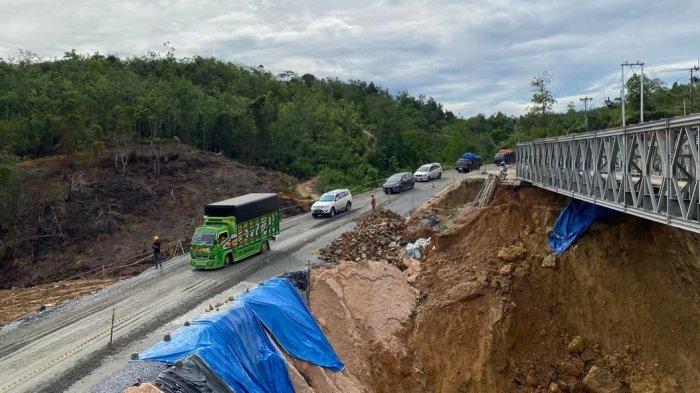 Perbaikan trase baru Jalan Lintas Riau-Sumatera Barat di Desa Tanjung Alai terus dikebut (foto/ist)