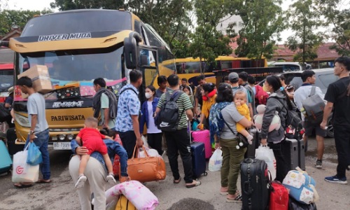 Arus mudik di Terminal BRPS Pekanbaru diprediksi meningkat pekan depan (foto/ilustrasi)