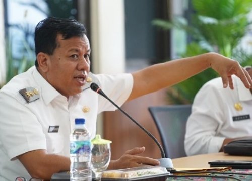 Bupati Kuansing, Dr H Suhardiman Amby MM. (foto/ist)