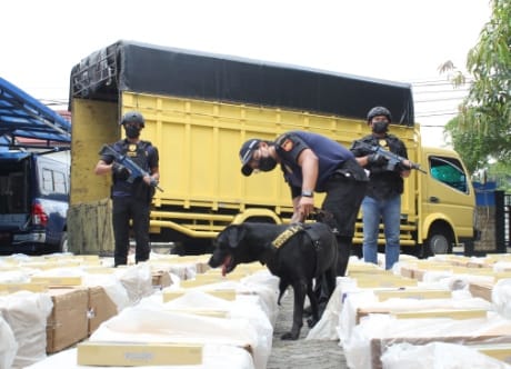 Dalam rangka menyukseskan Operasi Gempur Rokok Ilegal, Bea Cukai Riau melaksanakan operasi Gempur Rokok Ilegal di Riau dan Sumbar.