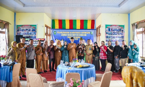 Walikota Dumai H. Paisal sambut tim penilai lomba Desa dan Kelurahan Tahun 2023 Regional I Sumatera di Kantor Lurah Laksamana Kota Dumai, Selasa (18/7/2023).(foto: bambang/halloriau.com)