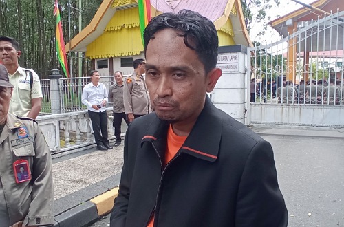 Abdullah, a member of Commission III of the DPRD from PKS faction. (Photo: Barkah)