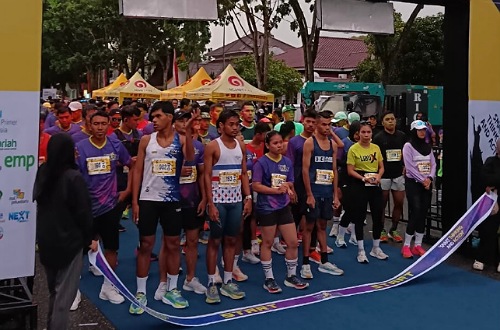 Peserta event Bertuahpos City Run 2024.(foto: sri/halloriau.com)