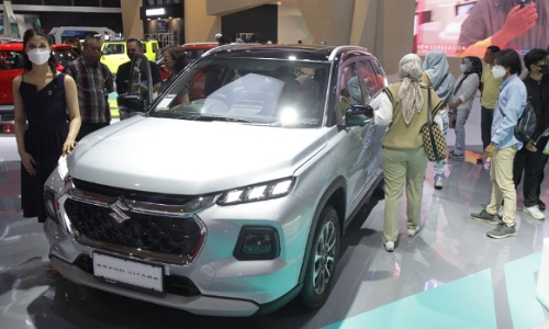 Grand Vitara Jadi Magnet Pengunjung IIMS 2023 Singgah di Booth Suzuki Indonesia`
