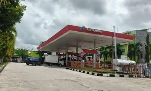 SPBU di Jalan Suka Karya, Pekanbaru dilaporkan sering kehabisan stok (foto/tribunpku)