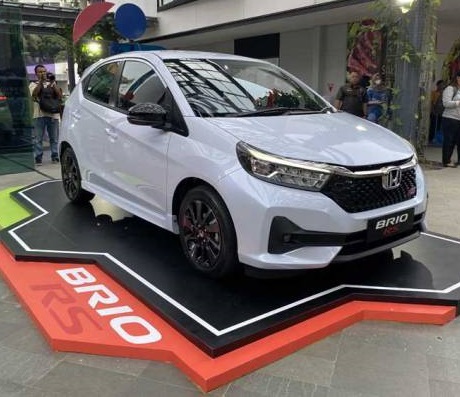 New Honda Brio resmi diluncurkan dengan tampilan desain stylish yang dilengkapi fitur terbaru. 