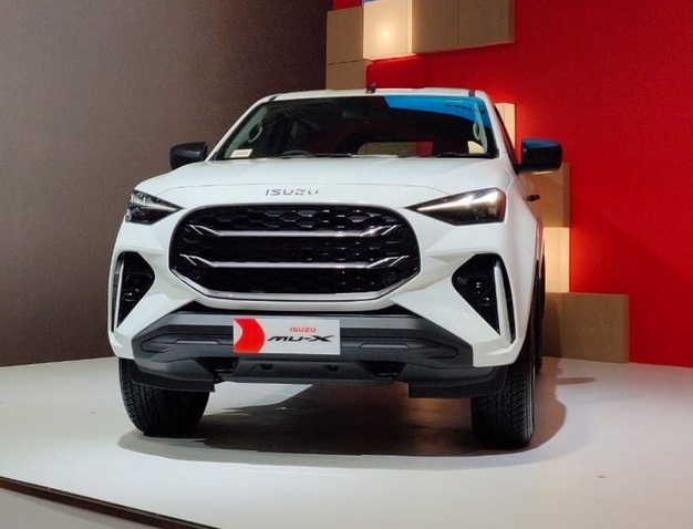 Isuzu Resmi Luncurkan New MU-X 4WD di GIIAS 2025, Tampil Lebih Tangguh dan Modern