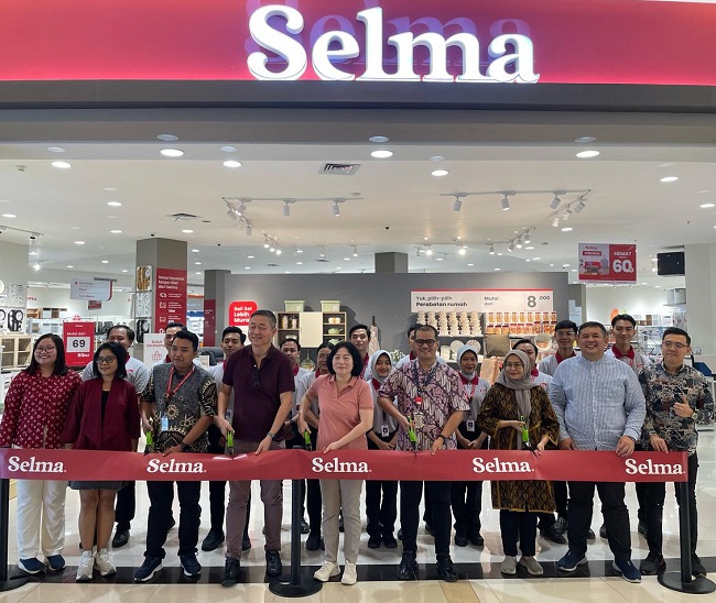 SELMA resmi membuka toko terbarunya di Living World Alam Sutera, lantai 1, pada Minggu, 2 Maret 2025. 