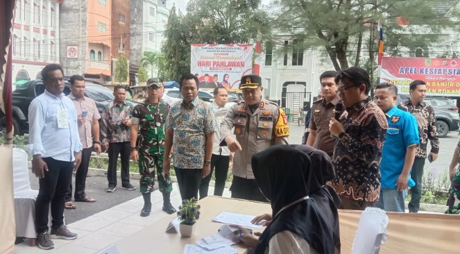 Plt Bupati Rohil, Sulaiman hadiri simulasi pemungutan suara yang dilaksanakan KPU Rohil (foto/afrizal)