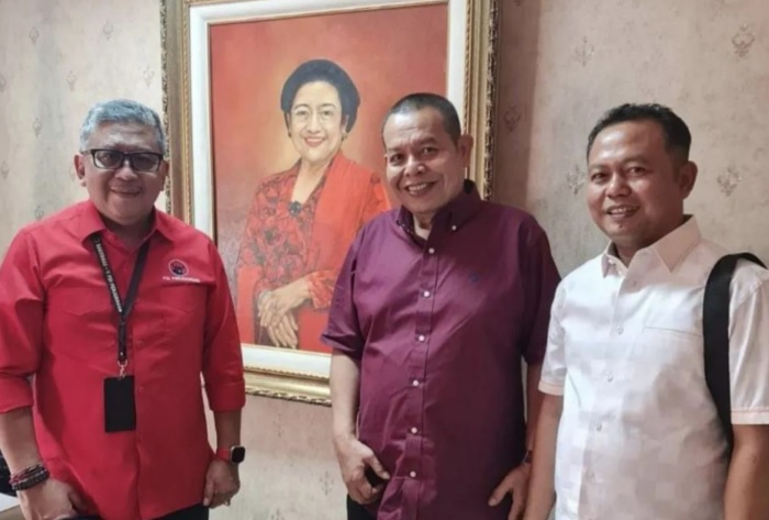 Irving Kahar-Sugianto bersama PDIP.(foto: int)