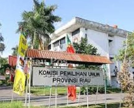 kantor KPU Riau.