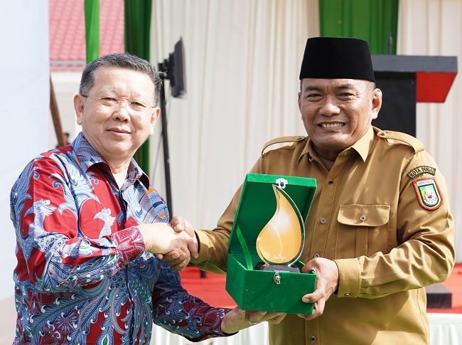 Head of General Affairs Apical Gunawan Sumargo usai peresmian sekolah.