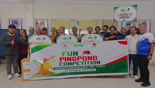 Kompetisi tenis meja PWI Riau, SKK Migas Sumbagut dan EMP Bentu.(foto: istimewa)