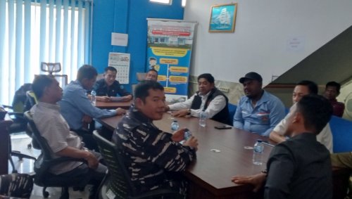 DPRD Rohil minta aparat tindak tegas illegal fishing di perairan Rohil.(foto: afrizal/halloriau.com)