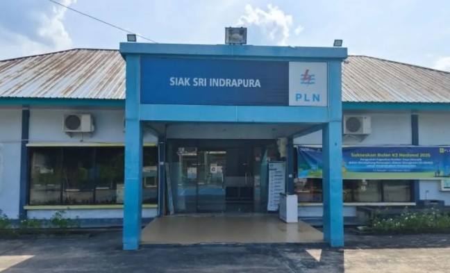 PLN putus listrik tiga kantor camat di Siak buat pelayanan terhenti (foto/Antarariau)