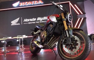 Honda Indonesia Luncurkan 5 Moge Baru, Termasuk CB650R