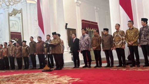 Presiden RI, Prabowo Subianto saat mengumumkan para menteri Kabinet Merah Putih.(foto: detik.com)