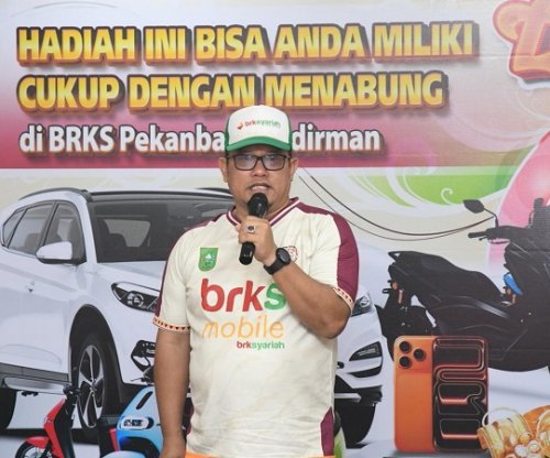 Pemimpin Divisi Dana dan Jasa BRK Syariah, Edi Wardana.